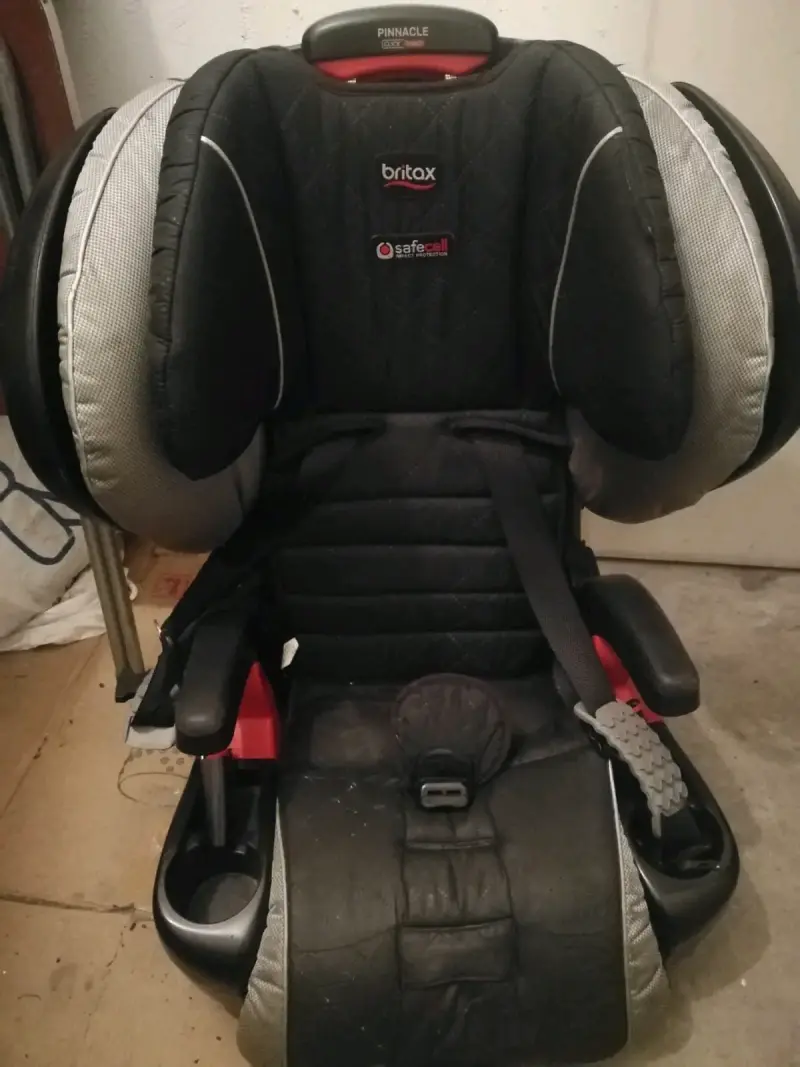 Silla de auto Britax Pinnacle negra para niños - 2