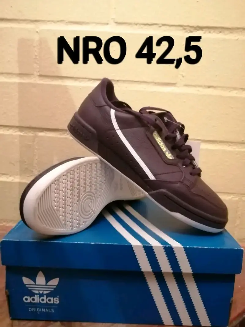 Zapatillas Adidas Originals moradas talla 42.5