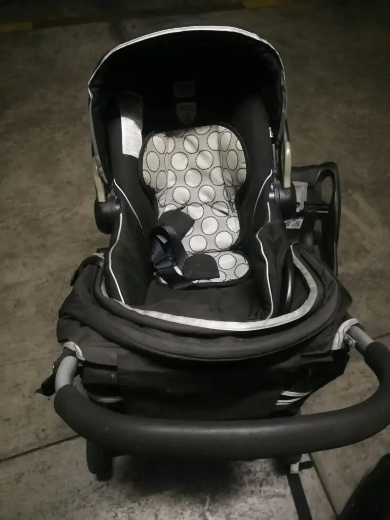Coche de bebé Britax con silla de auto - 3