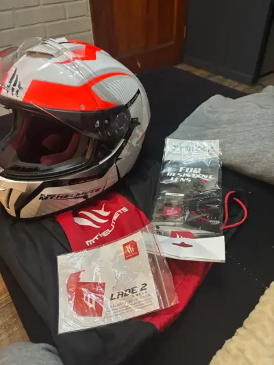 Casco de moto MT Helmets Blade 2 Blaster TALLA M - miniatura 1