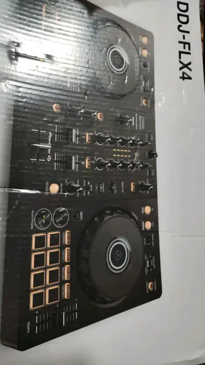 Controlador DJ Pioneer DDJ-FLX4 con efectos avanzados - miniatura 1
