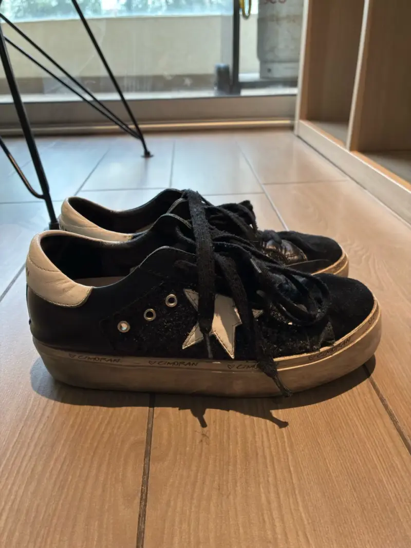 Zapatillas negras C/Moran - 1