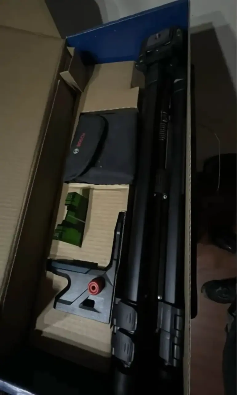 Nivel láser Bosch GCL 2-50 G con trípode - 5