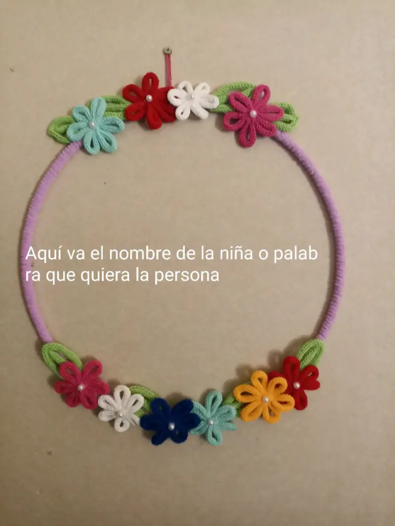 Aro decorativo tejido a crochet con flores - 2