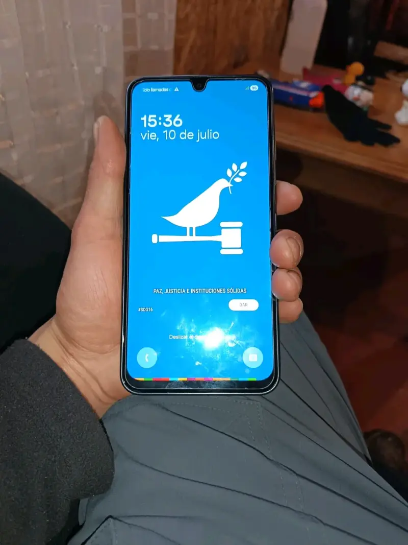 Smartphone Samsung Galaxy A14 en buen estado - 2