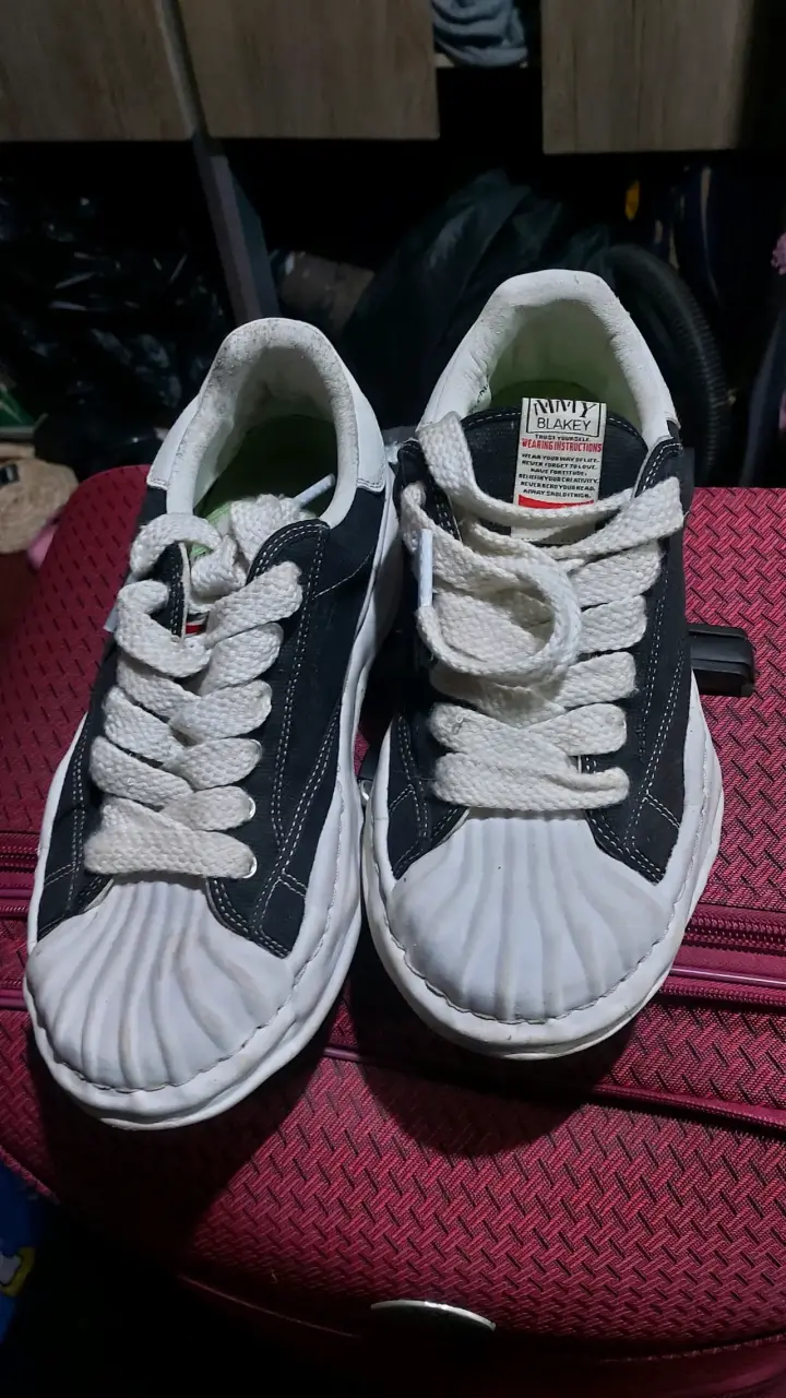 Zapatillas deportivas blancas y negras Blakey - 2