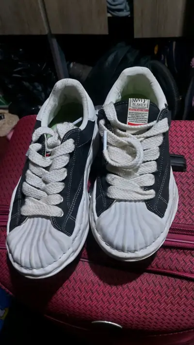 Zapatillas deportivas blancas y negras Blakey - miniatura 2