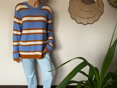 Suéter de rayas azul y marrón para mujer - miniatura 1