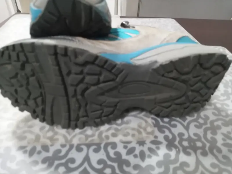 Zapatillas deportivas para niña LA Gear grises y t - 3