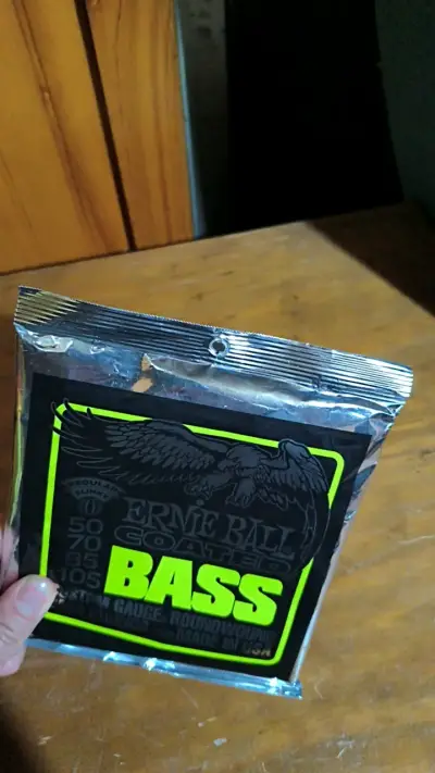 Cuerdas para bajo Ernie Ball Coated Slinky - miniatura 4