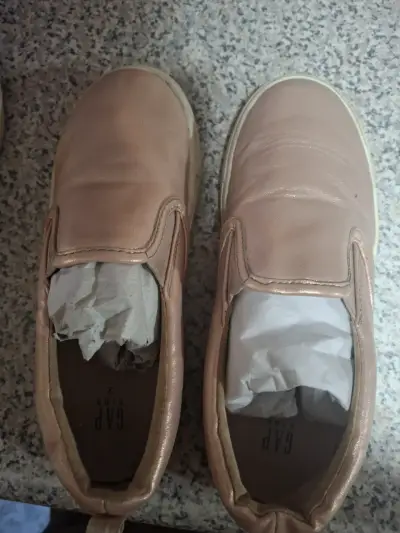 Zapatillas slip-on rosadas para mujer GAP - miniatura 1