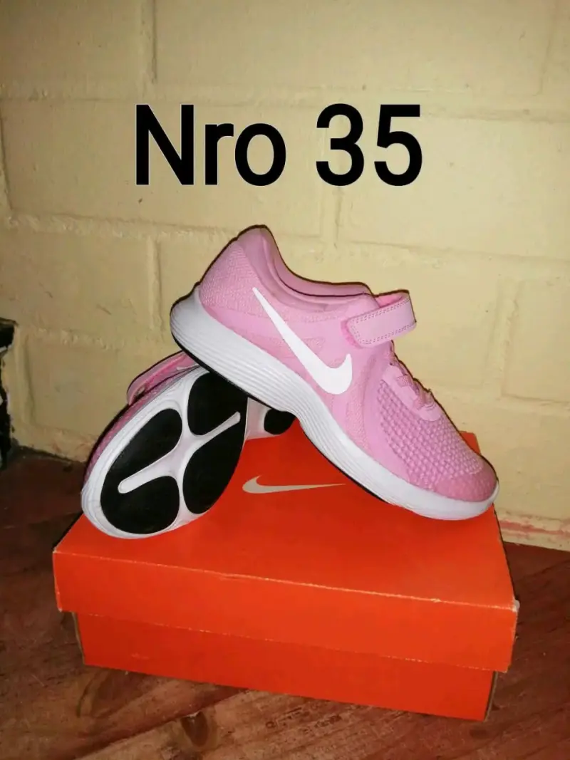 Zapatillas deportivas rosadas para niña talla 35