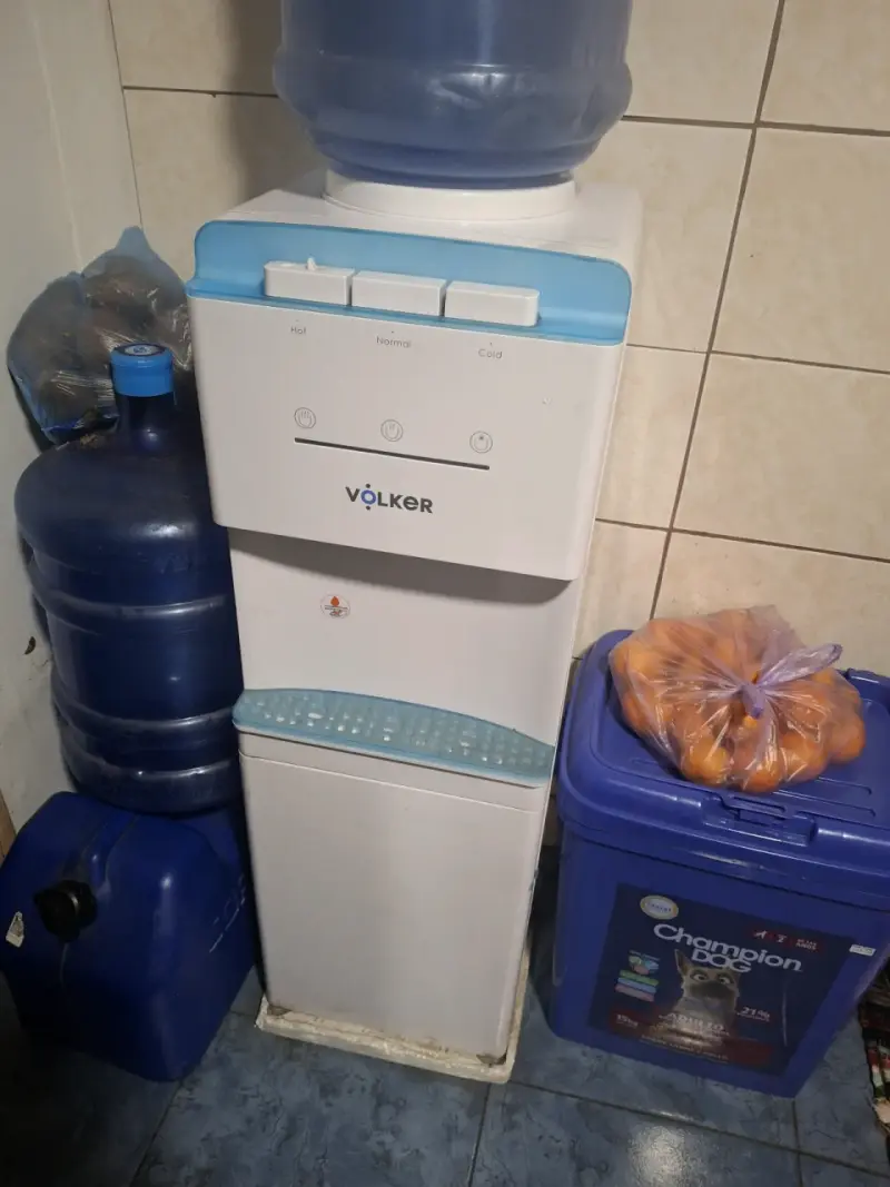 Enfriador de Agua Volker con Dispensador - 2