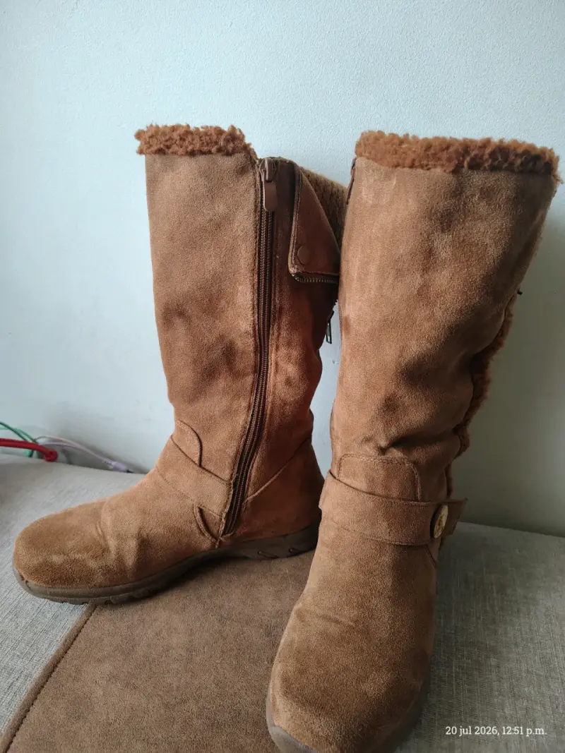 Botas de gamuza marrón con forro cálido - 2