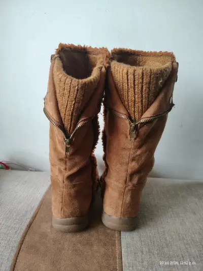 Botas de gamuza marrón con forro cálido - miniatura 3