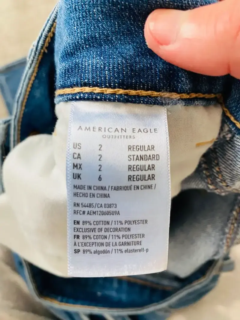Jeans American Eagle desgastados para mujer - 3
