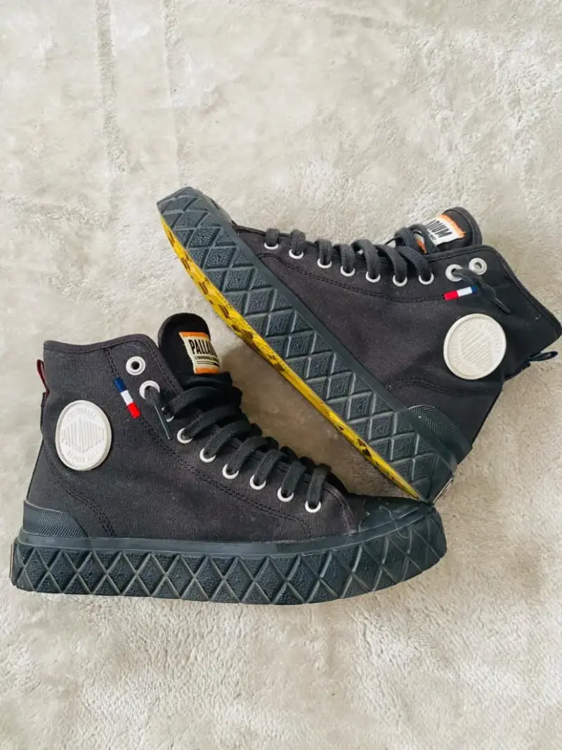 Zapatillas altas negras Palladium con suela texturizada