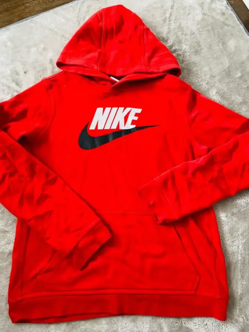 Polerón con capucha Nike rojo para hombre