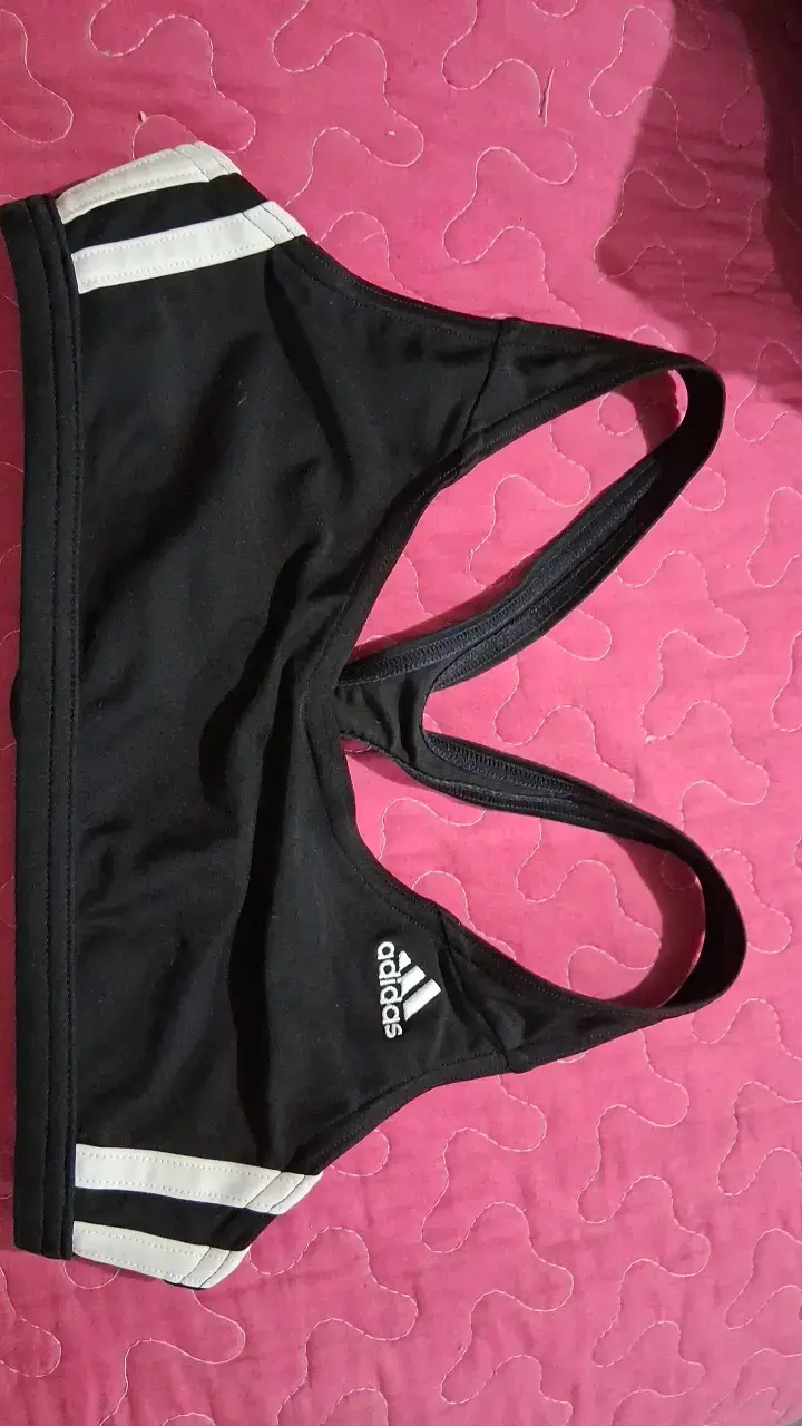 Top deportivo negro Adidas con tirantes - 1
