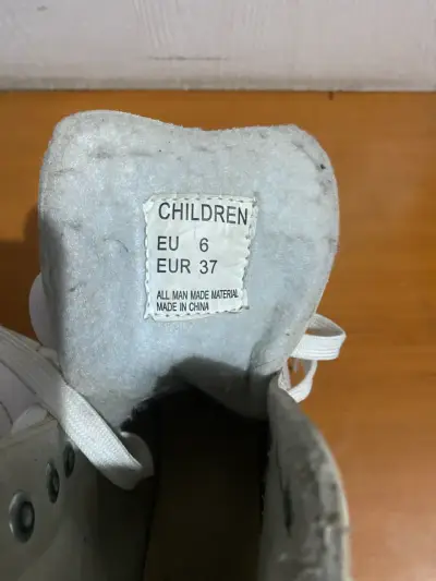 Patines Holy Sports clásicos en buen estado - miniatura 2