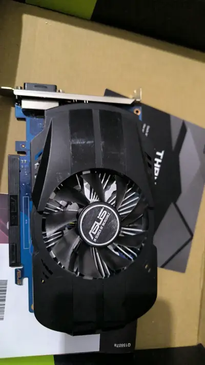 Tarjeta gráfica ASUS GeForce GT 1030 2GB OC - miniatura 2