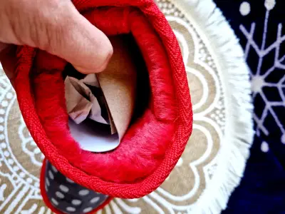 Botas de invierno Minnie Mouse para niñas - miniatura 3