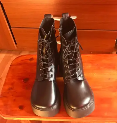 Botines negros con plataforma - miniatura 3