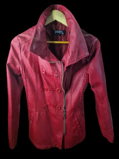 Chaqueta de cuero roja para mujer - miniatura 4