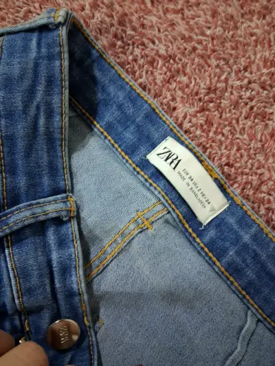 Jeans ajustados de mezclilla azul Zara - miniatura 1