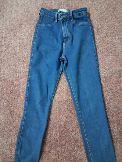 Jeans ajustados de mezclilla azul Zara - miniatura 3