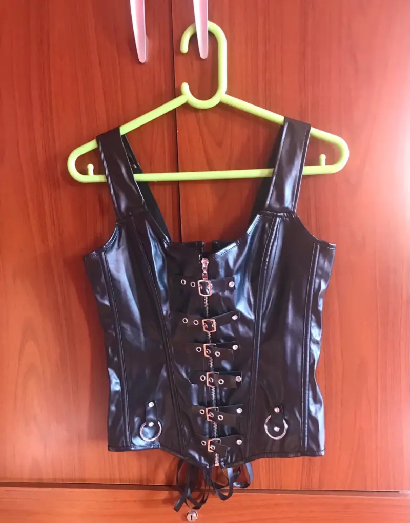 Corset de cuero sintético gótico - 4