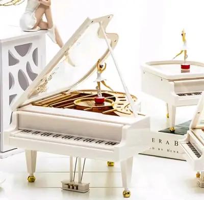 Caja musical piano blanco con bailarina - miniatura 1