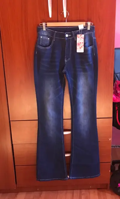 Jeans flare Shein - miniatura 1