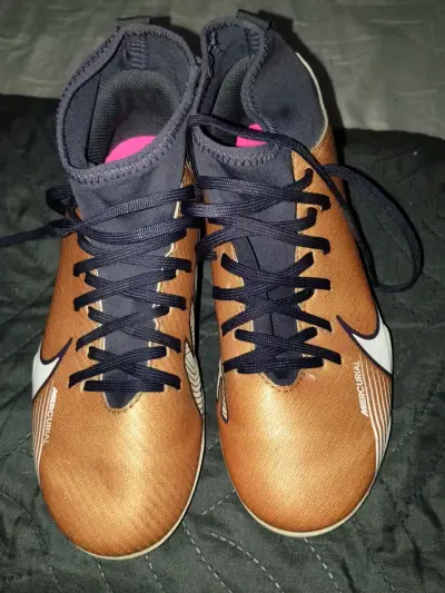 Zapatillas de fútbol Nike Mercurial color bronce - miniatura 3