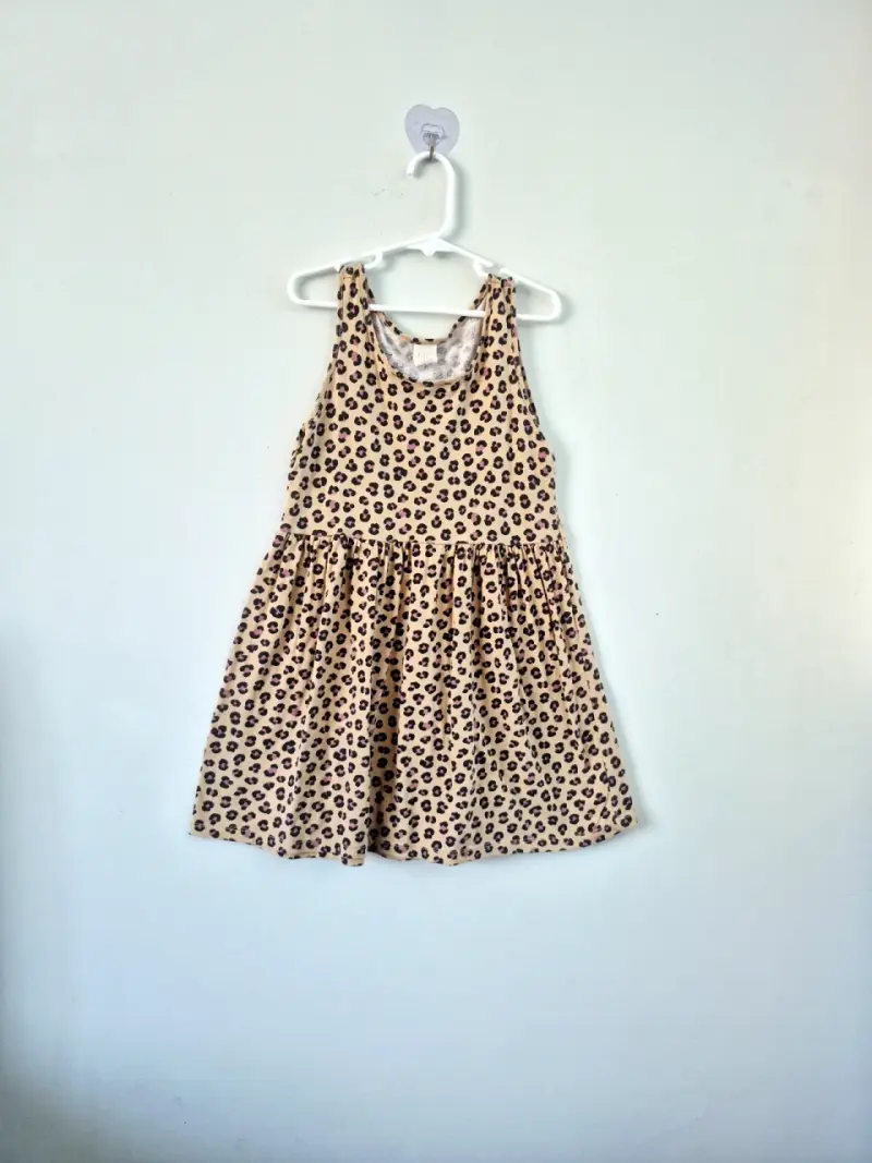 Vestido infantil estampado leopardo
