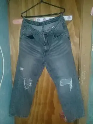 Jeans de mezclilla desgastados para hombre - 1