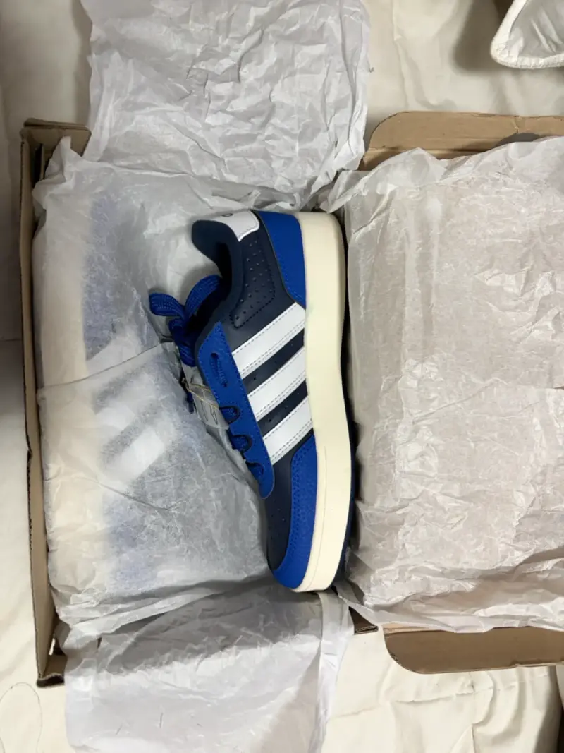 Zapatillas deportivas Adidas azul y blanco - 1