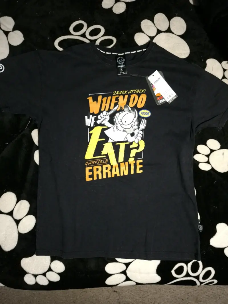 Polera negra Garfield Errante para hombre - 2