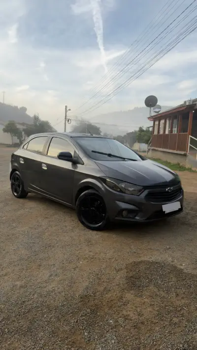 Chevrolet Onix Ltz 2019 - miniatura 1