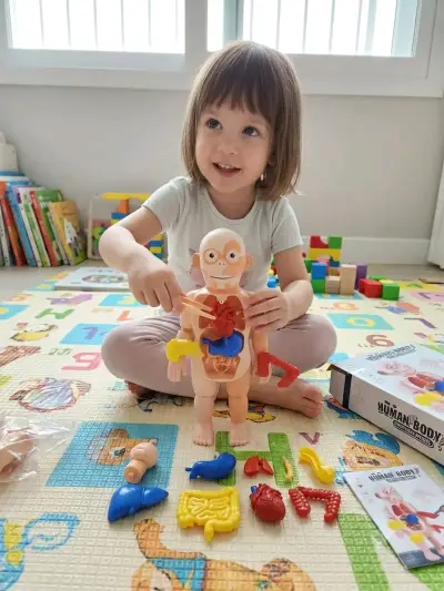 Juguete cuerpo humano para niños - miniatura 2