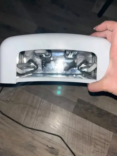 Lámpara UV para uñas con temporizador - miniatura 2