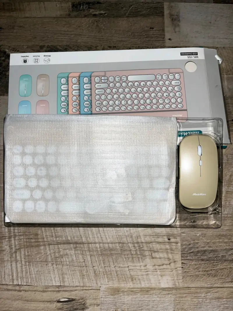 Set de teclado y mouse inalámbrico MeidMake pastel - 2