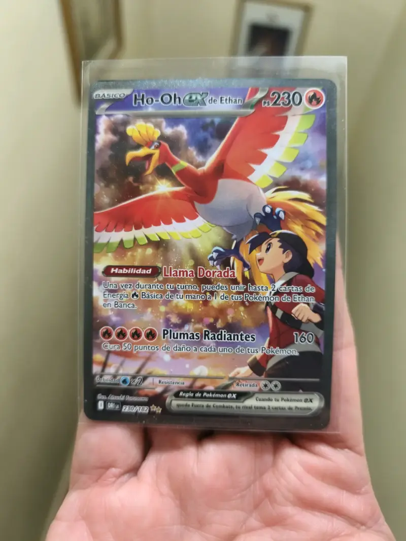 Carta Pokémon Ho-Oh GX de Ethan