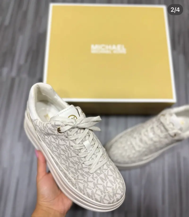 Zapatillas de lujo Michael Kors blancas - 3
