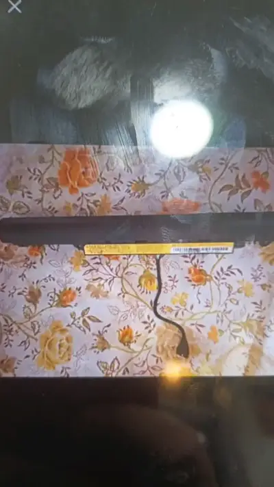 Laptop Lenovo Ideapad usada en buen estado - miniatura 2
