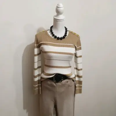 Conjunto de sweaters de mujer en varios colores - miniatura 6