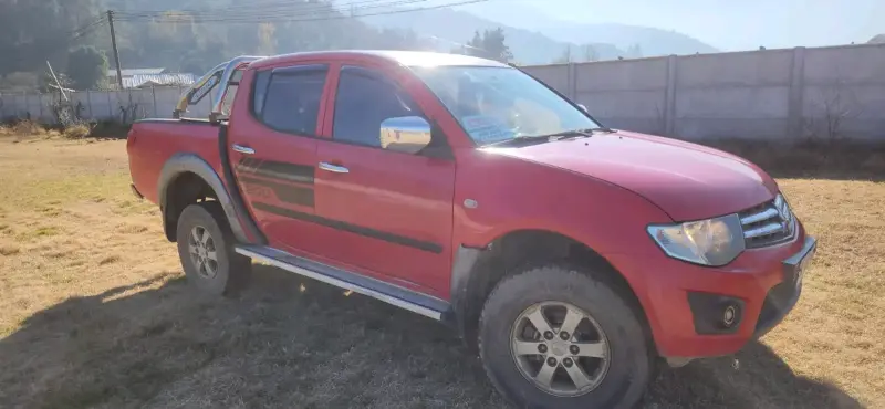 Camioneta Mitsubishi L200 2015 Roja leer descripci - 6