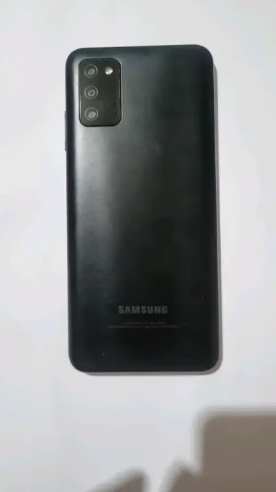 Samsung Galaxy A03s en buen estado - miniatura 1