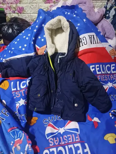 Chaqueta de niño de temporada - miniatura 4