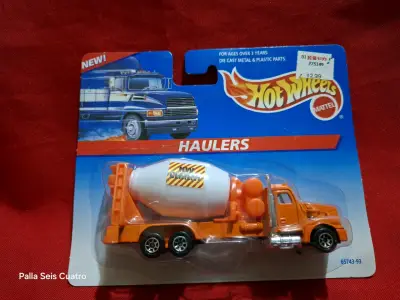 Set de Camiones Hot Wheels Haulers - miniatura 3